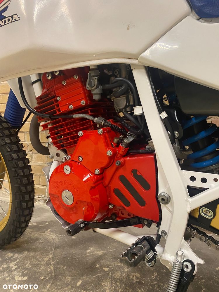 Honda XL - 22
