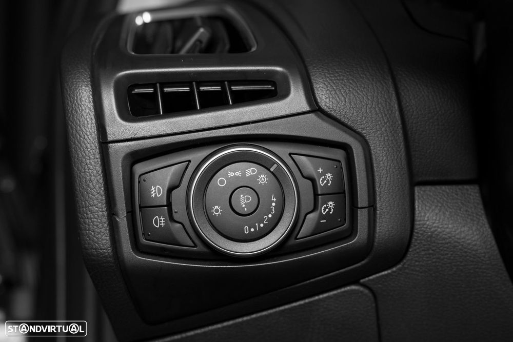 Ford Focus SW 1.5 TDCi Titanium - 28