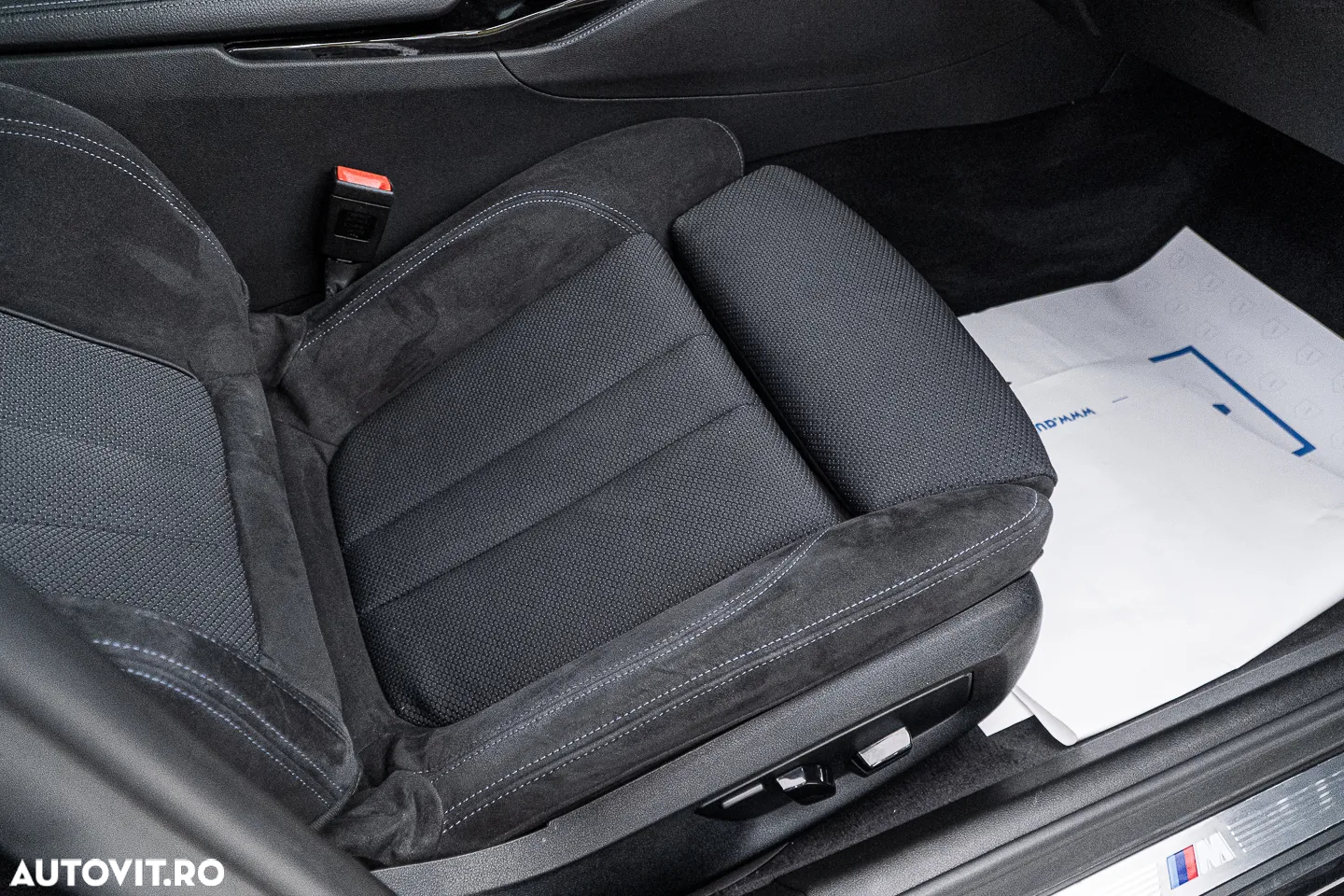 BMW Seria 5 520d Aut. M Sport Edition - 39