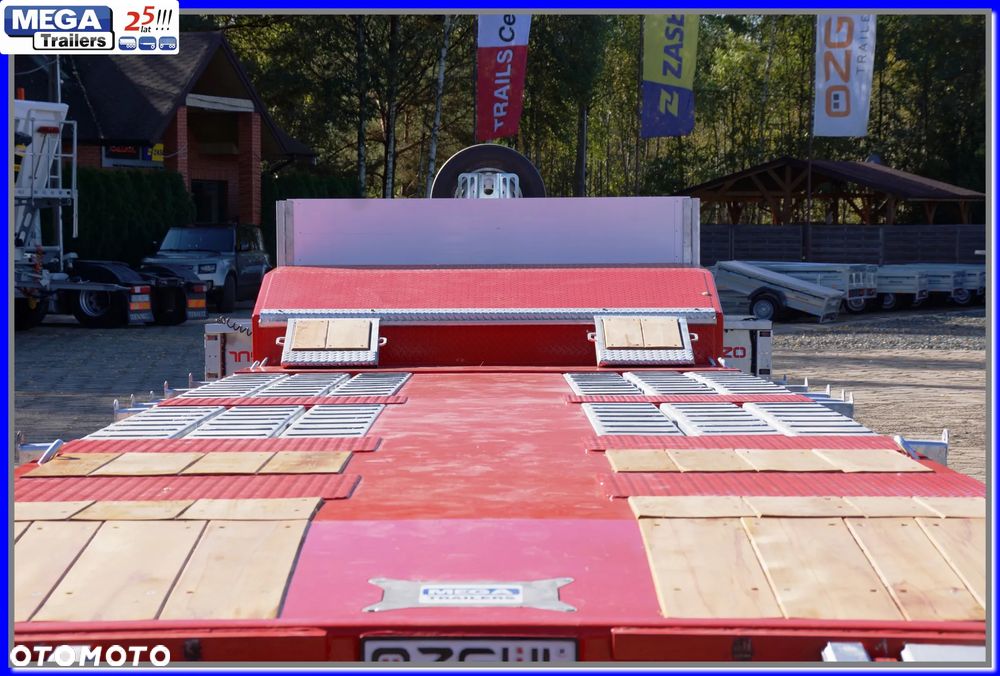 Mega Nisko-podłogowa 3 osie, 18,60 m dł., ZAGŁEBIENIA NA KOŁA pod maszyny leśne i budowlane !!! - 31