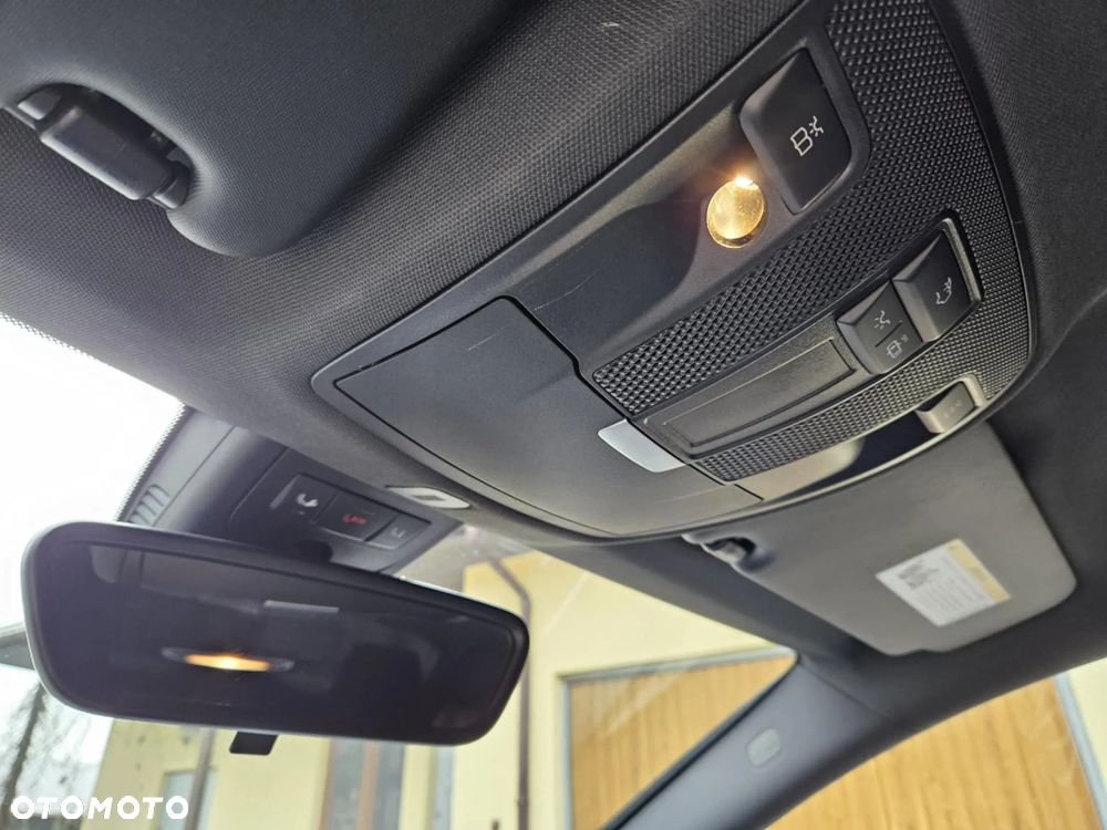 Mercedes-Benz CLA 250 7G-DCT AMG Line - 6