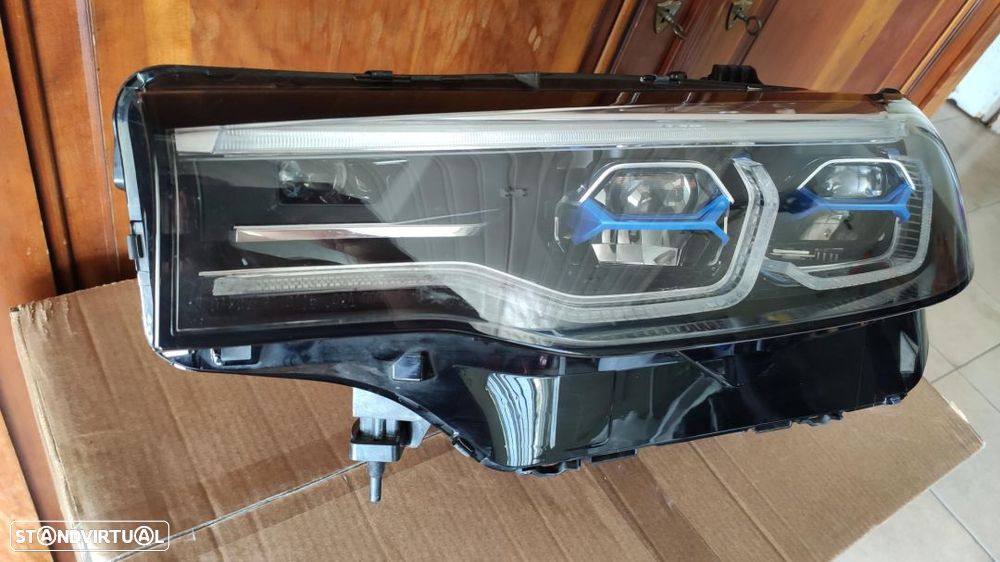 farol esquerdo Laser led BMW X7 - 2