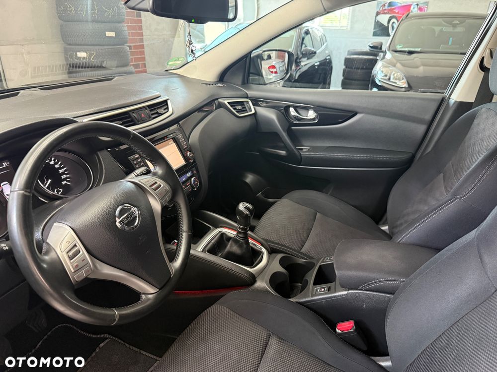 Nissan Qashqai 1.2 DIG-T 360 - 15