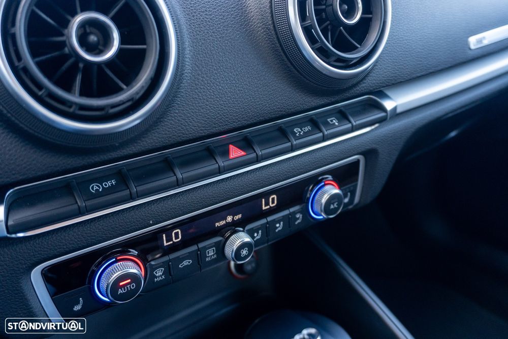 Audi A3 Limousine 1.6 TDI S-line - 22