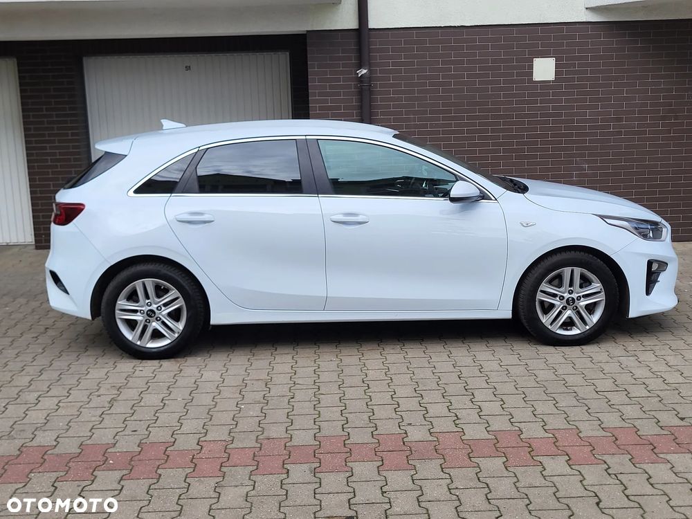 Kia Ceed 1.4 T-GDI DCT OPF Platinum Edition - 10
