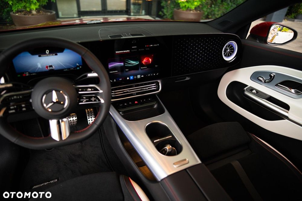 Mercedes-Benz CLA - 31