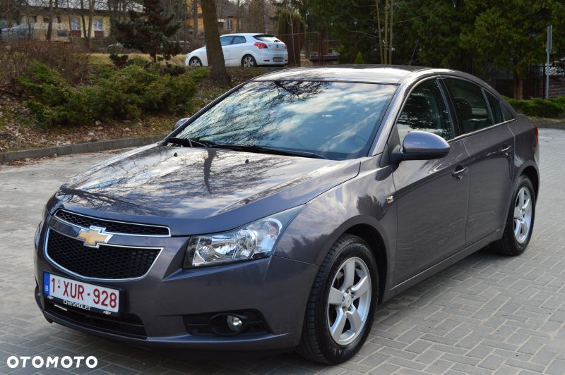 Chevrolet Cruze - 1