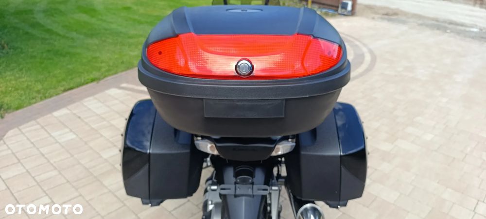 Kawasaki GTR - 31