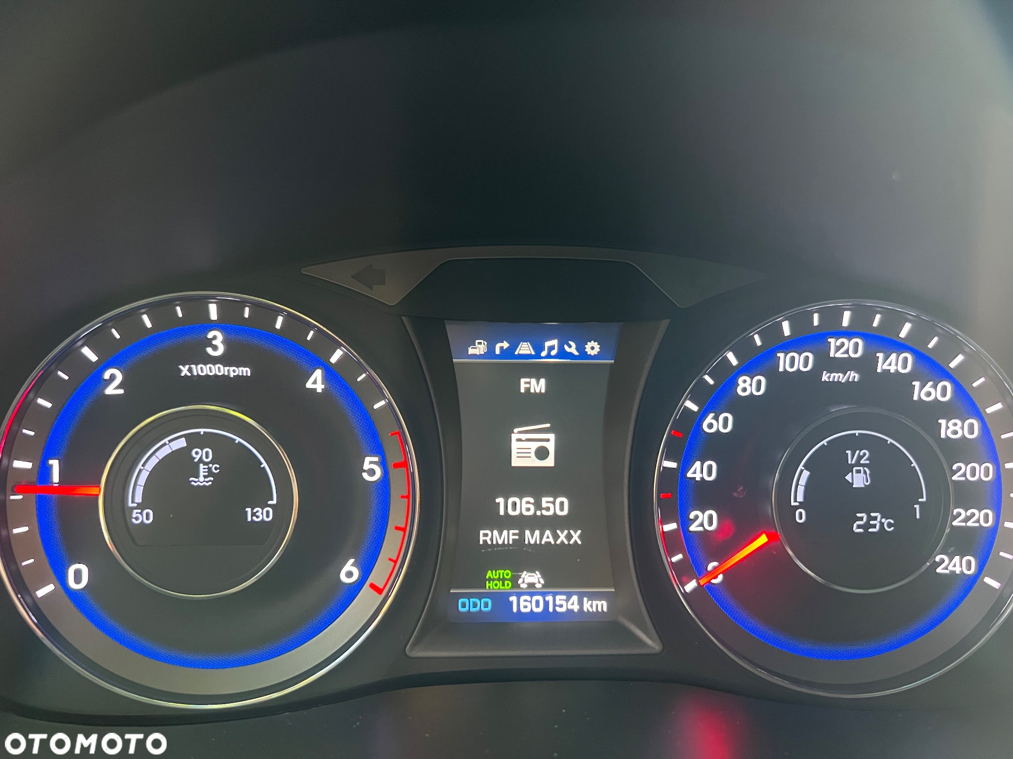 Hyundai i40 Kombi 1.7 CRDi Premium - 8