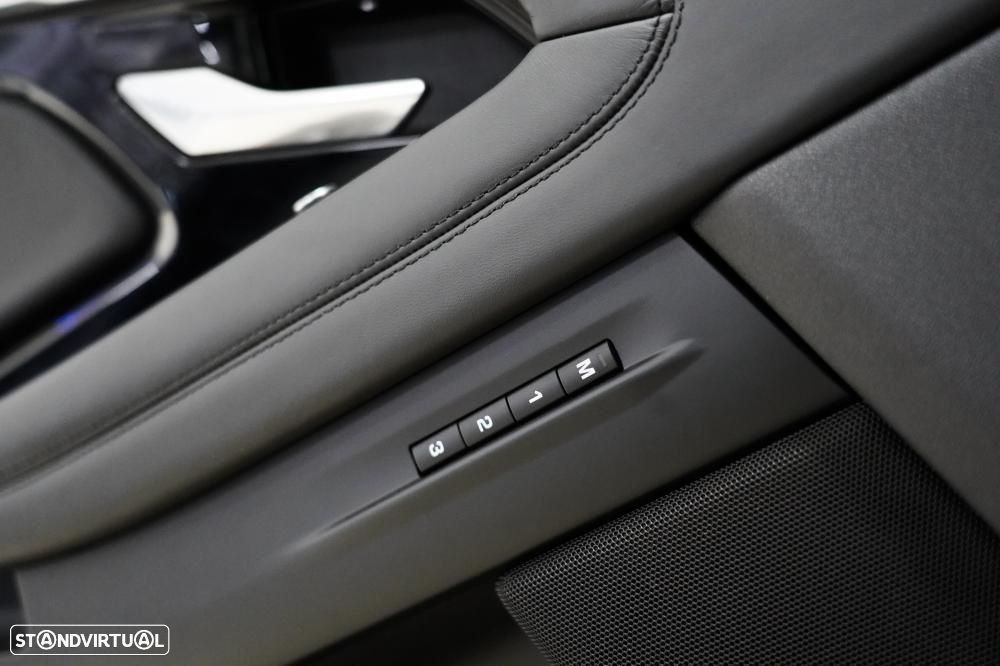 Land Rover Range Rover Evoque 2.0 P200 AWD R-Dynamic Auto - 20