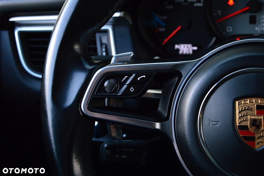 Porsche Macan GTS - 29