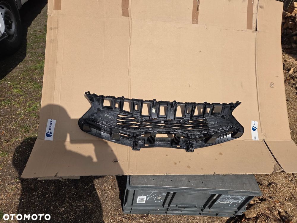 Grill atrapa chłodnicy Kia Ceed III Lift 86351-J7DB0 86350-J7DB0 - 8