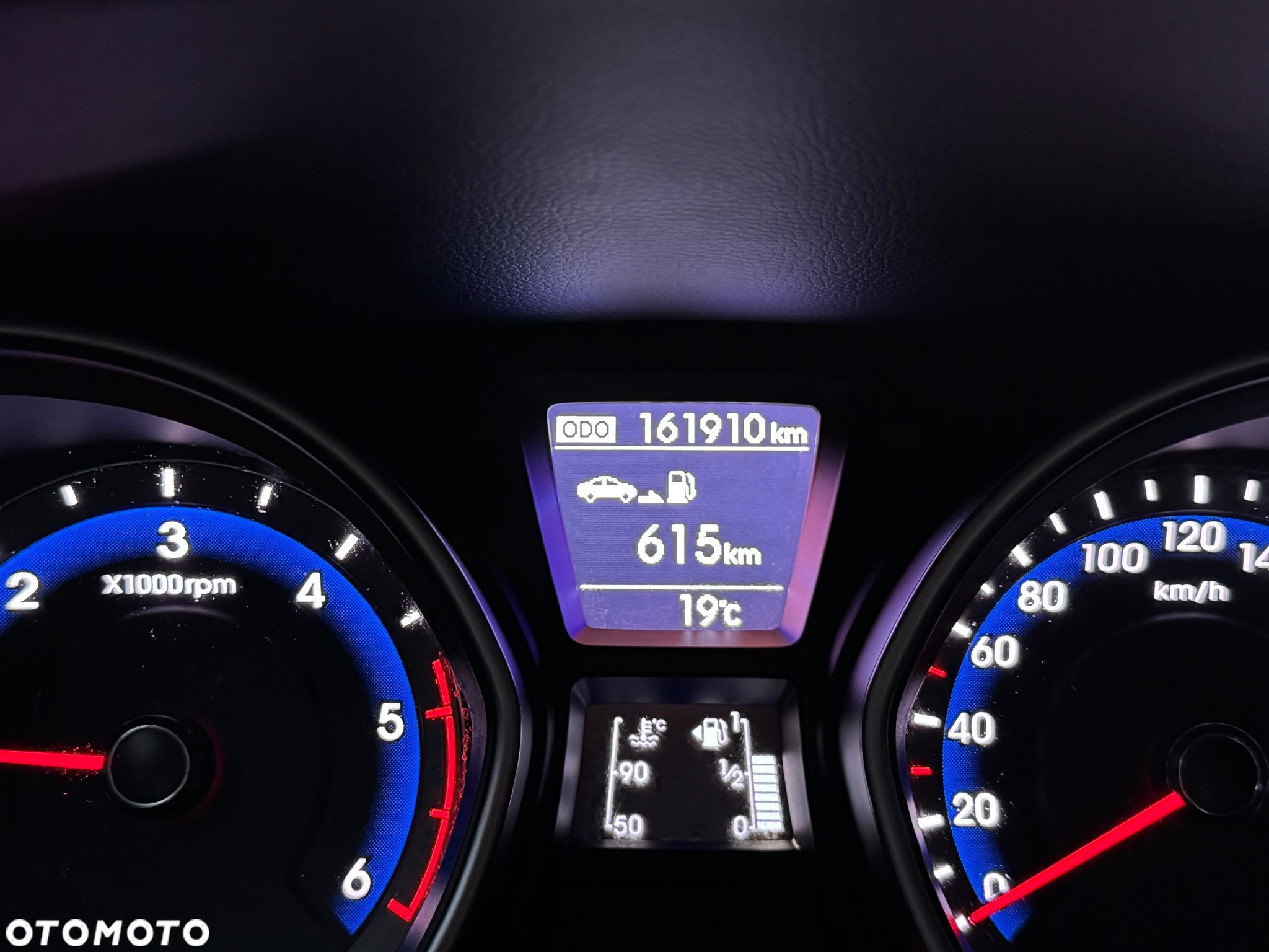 Hyundai i30 1.6 CRDi BlueDrive Comfort - 16