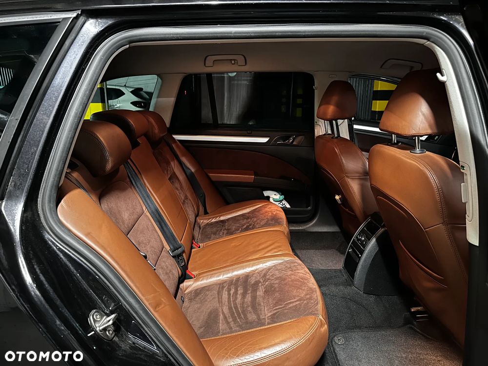 Skoda Superb 2.0 TDI 4x4 Elegance DSG - 25