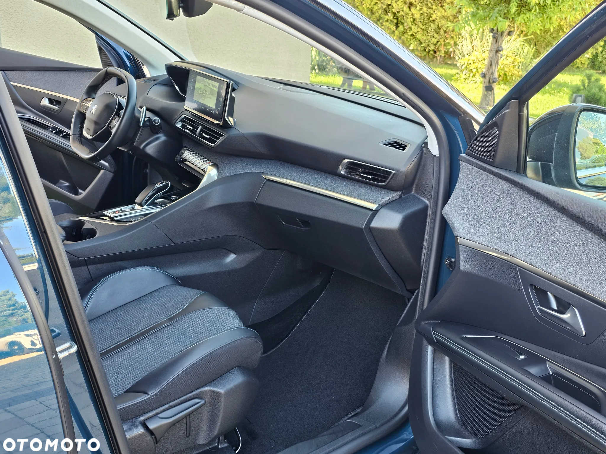 Peugeot 3008 Hybrid 225 e-EAT8 Allure Pack - 28