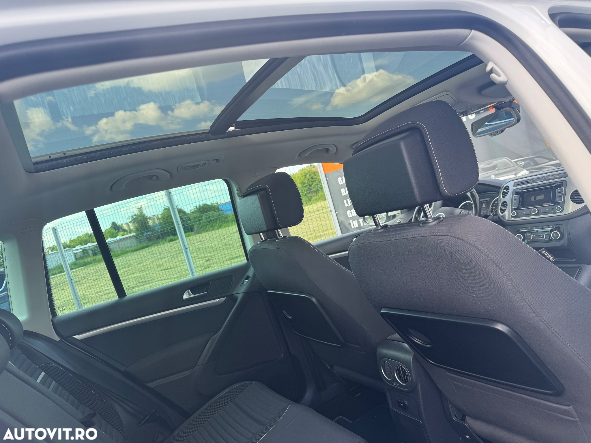 Volkswagen Tiguan 2.0 TDI 4Motion DSG BMT Sport & Style - 7