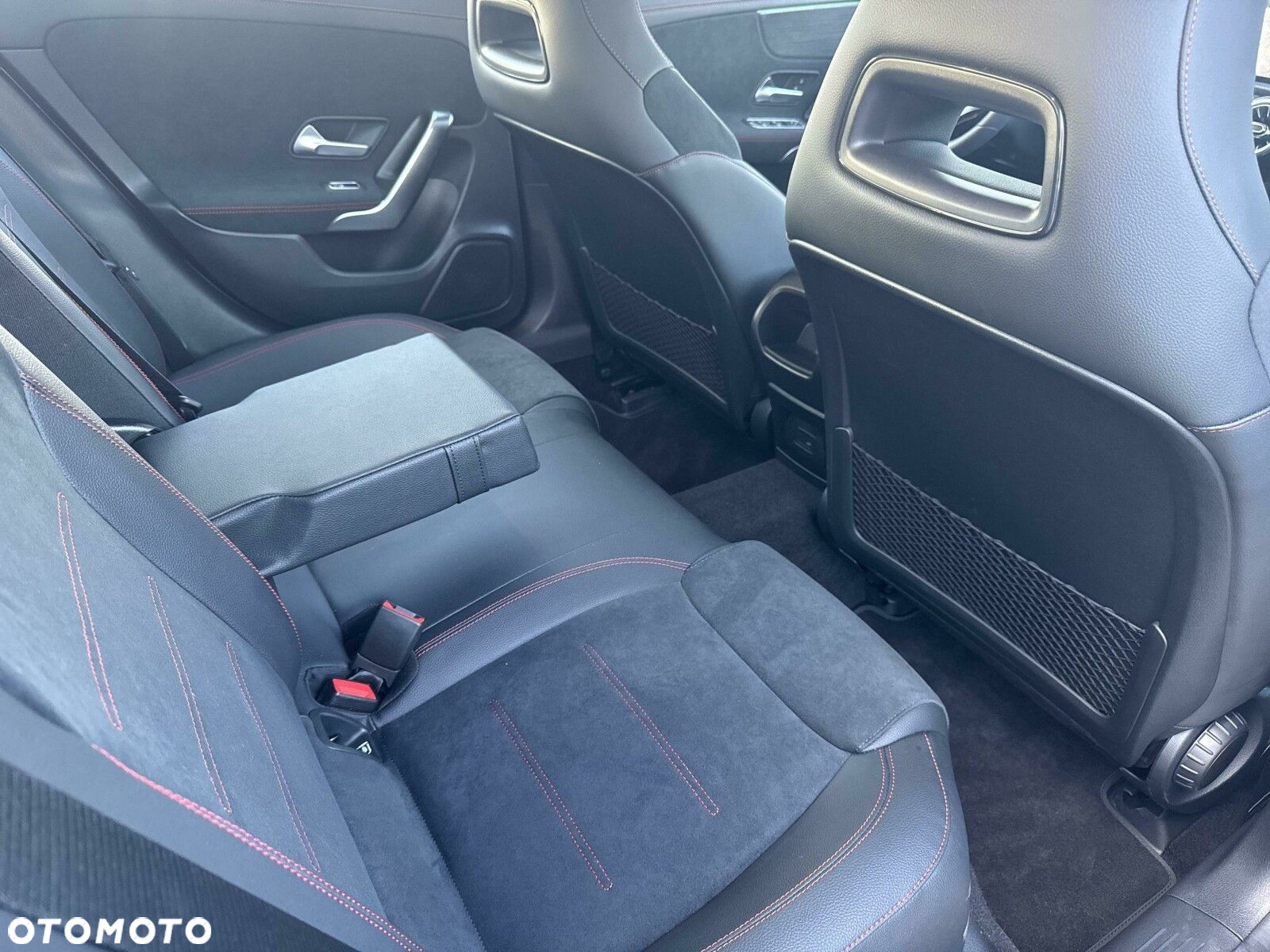 Mercedes-Benz CLA - 19