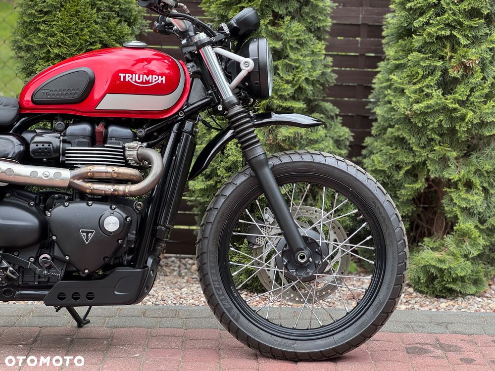 Triumph Street Scrambler - 10