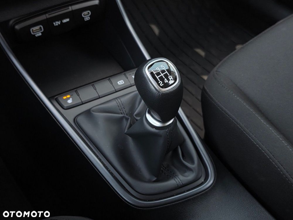 Hyundai i20 - 21
