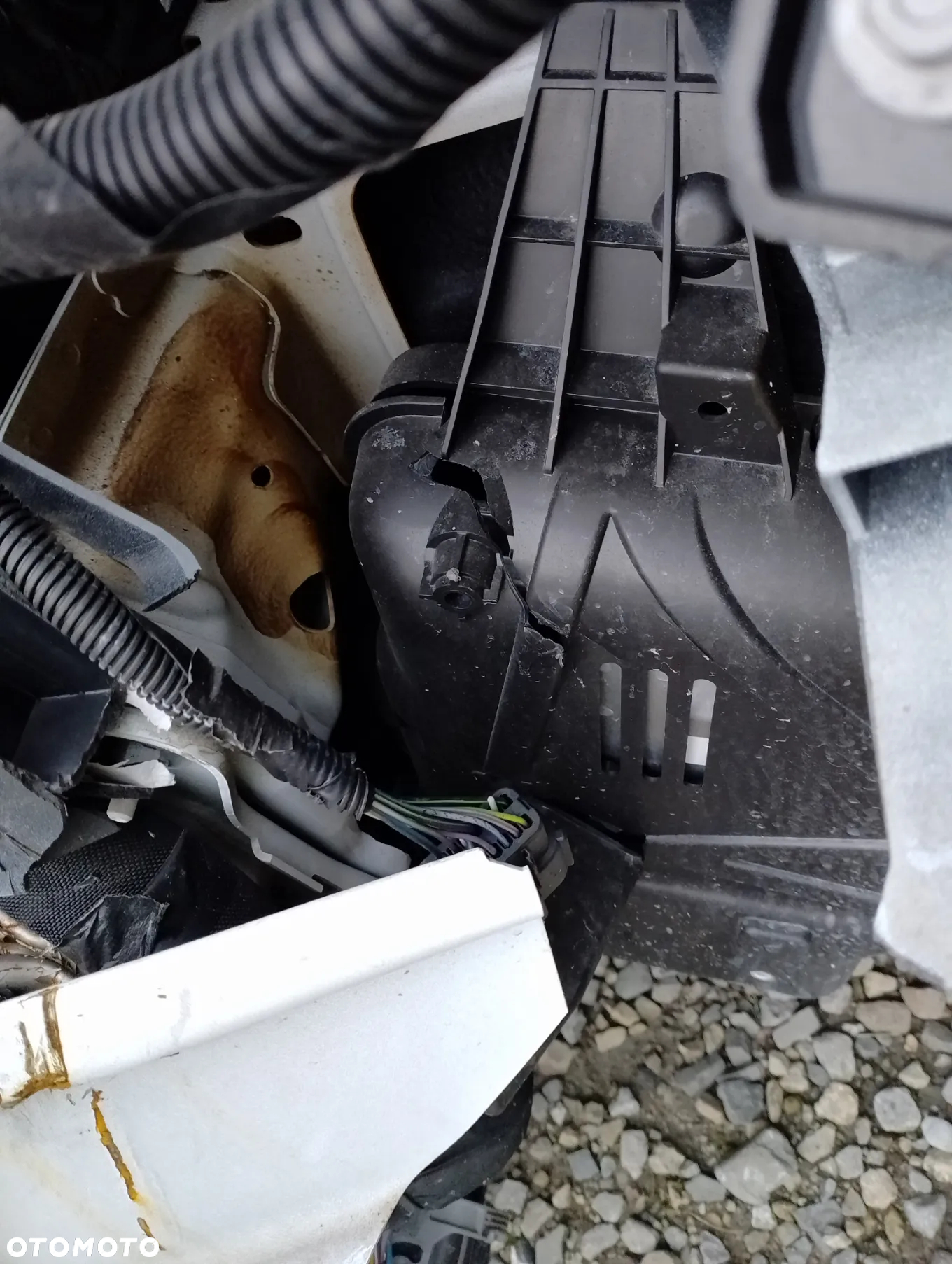 Ford Connect - 10