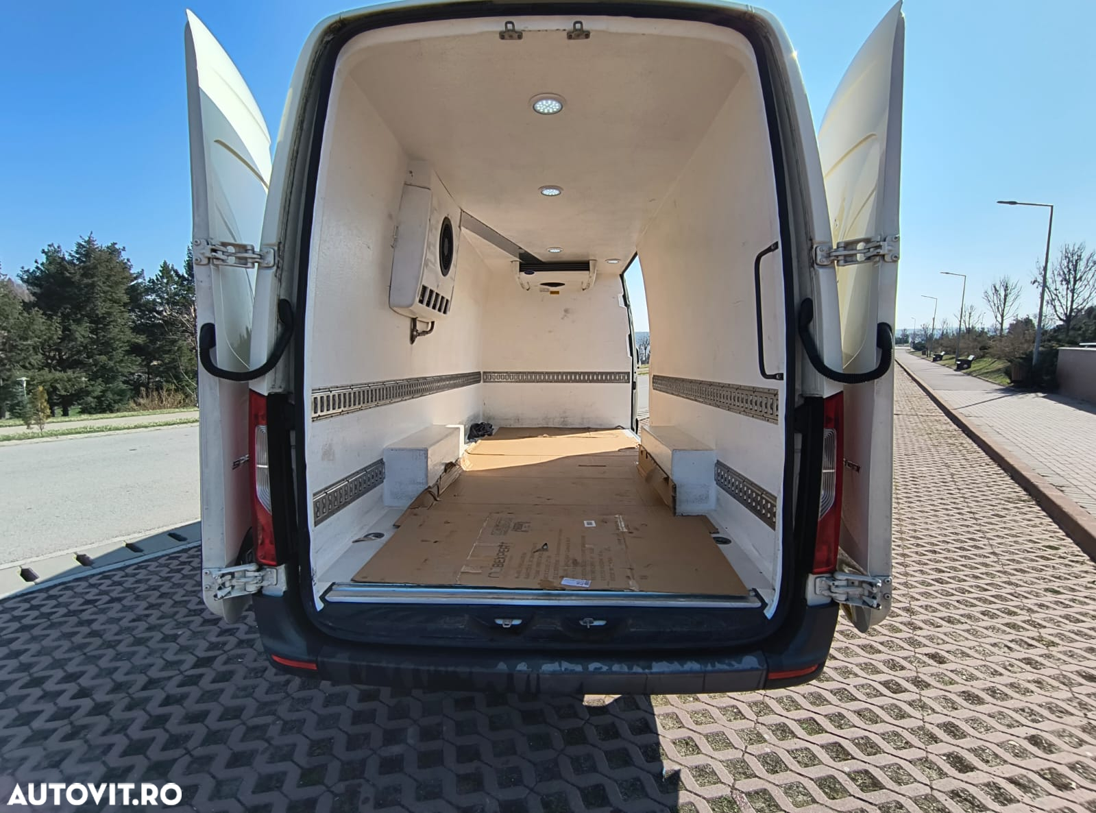 Mercedes-Benz Sprinter 316 - 3