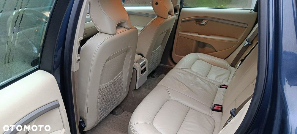 Volvo XC 70 D5 AWD Dynamic Momentum - 12