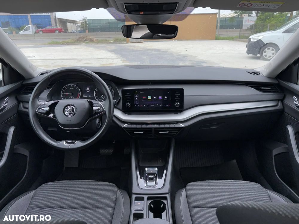 Skoda Octavia 2.0 TDI DSG Ambition - 12