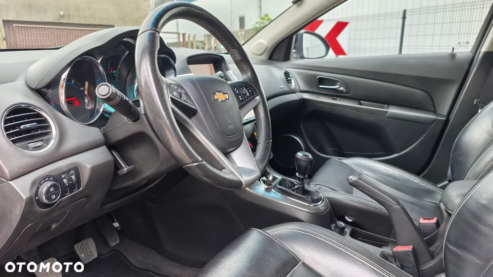 Chevrolet Cruze 1.4T LTZ+ - 20