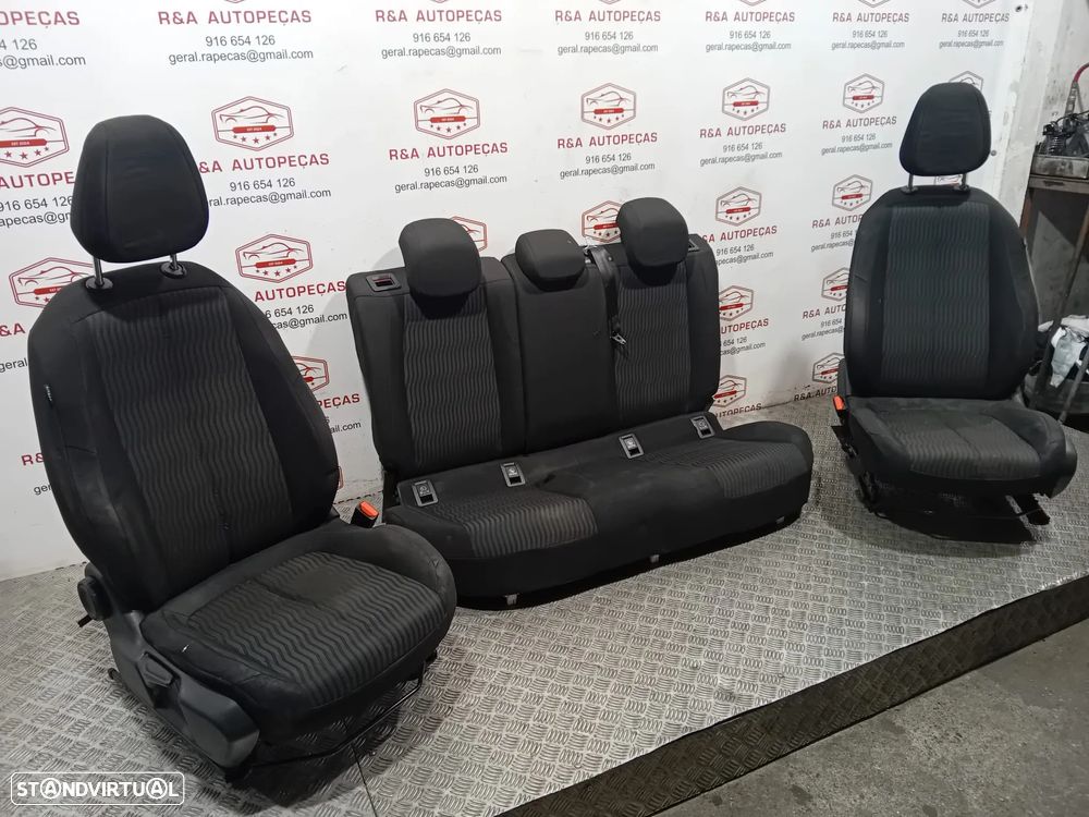 Conjunto de Bancos Peugeot 308 II SW em Tecido Original - 3