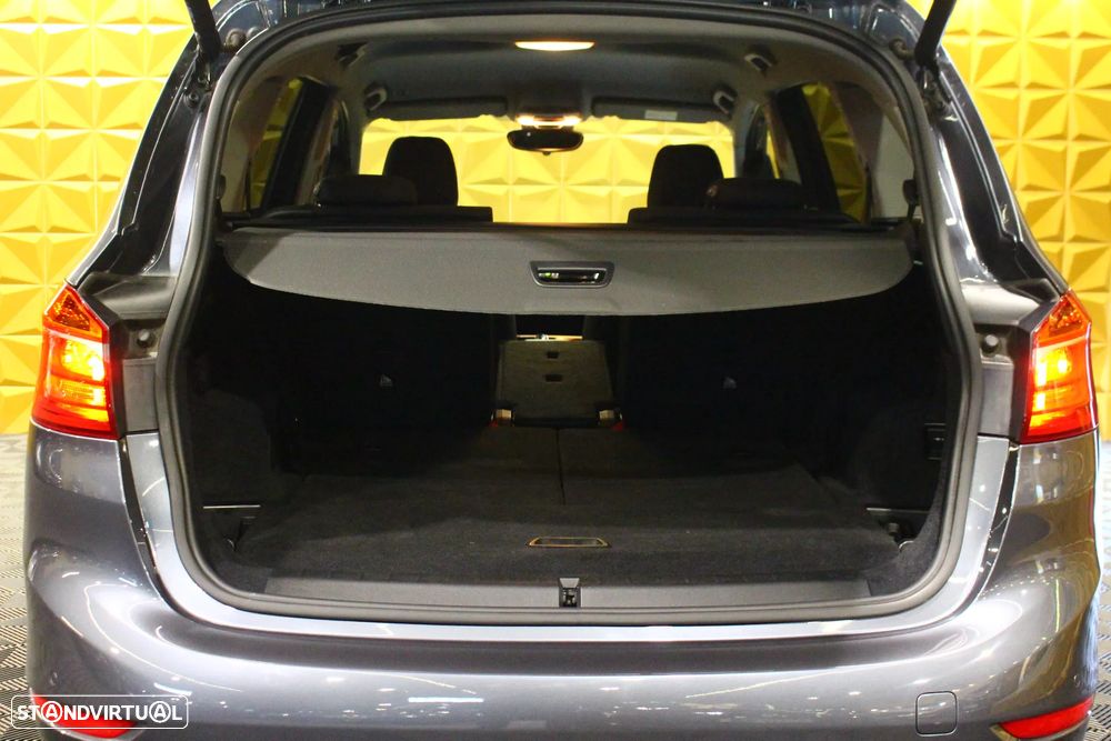 BMW 216 Gran Tourer d 7L Line Sport Auto - 16
