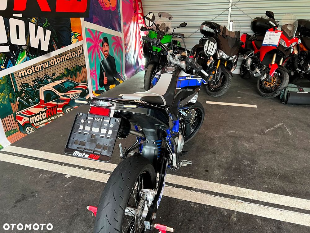 Yamaha WR - 10