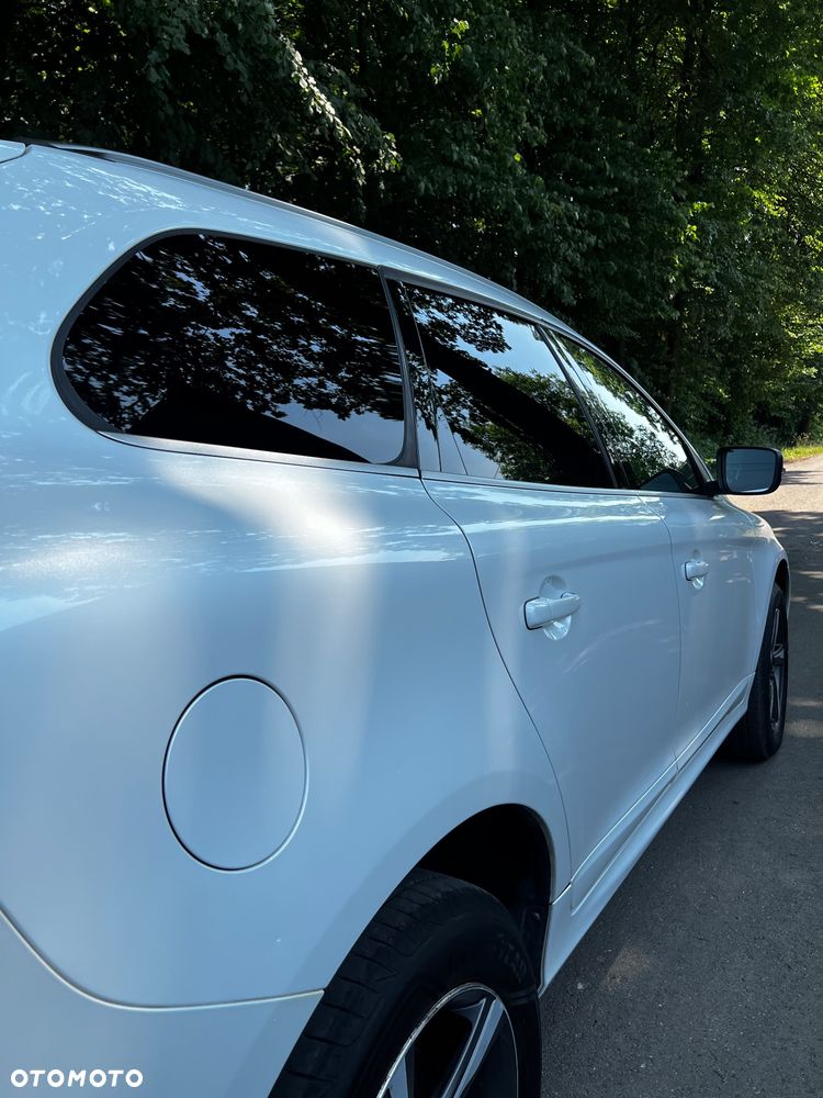 Volvo XC 60 D4 Drive-E R-Design Momentum - 21