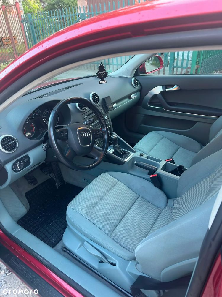 Audi A3 3-drzwiowe 2.0 TDI DPF Ambiente - 7