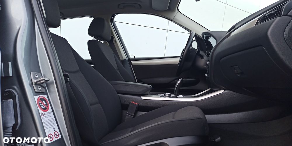 BMW X3 xDrive20d - 28