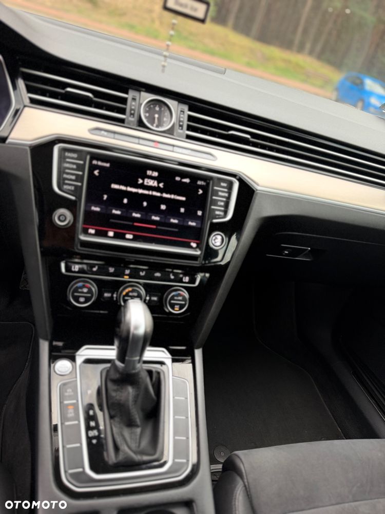 Volkswagen Passat 2.0 TDI BMT Comfortline DSG - 17