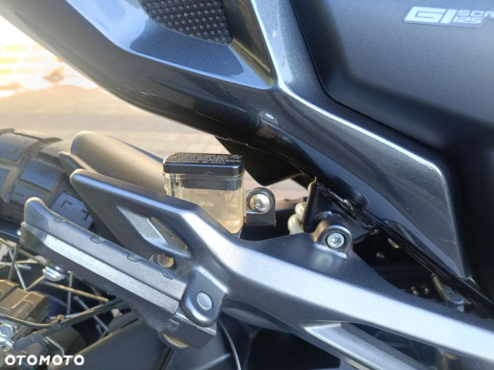 Zontes 125 G1 Spoke - 13