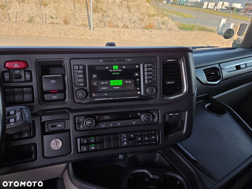 Scania S450/ 2021r/ BAKI 1200L/ STANDARD / ZŁOTY KONTRAKT/ KLIMA POSTOJOWA/ LEDY/ SERWIS NIEMCY/ TACHOGRAF SMART 2 - GEN2 V2 - 16