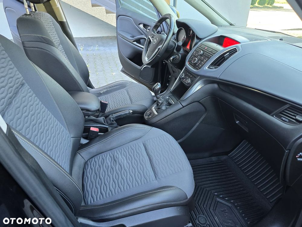 Opel Zafira 2.2 Edition Plus - 6