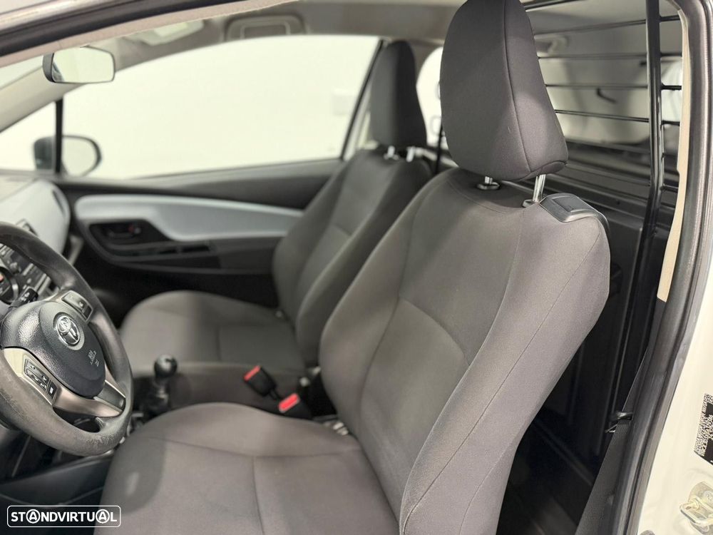Toyota Yaris 1.0 VVT-i ACtive - 4
