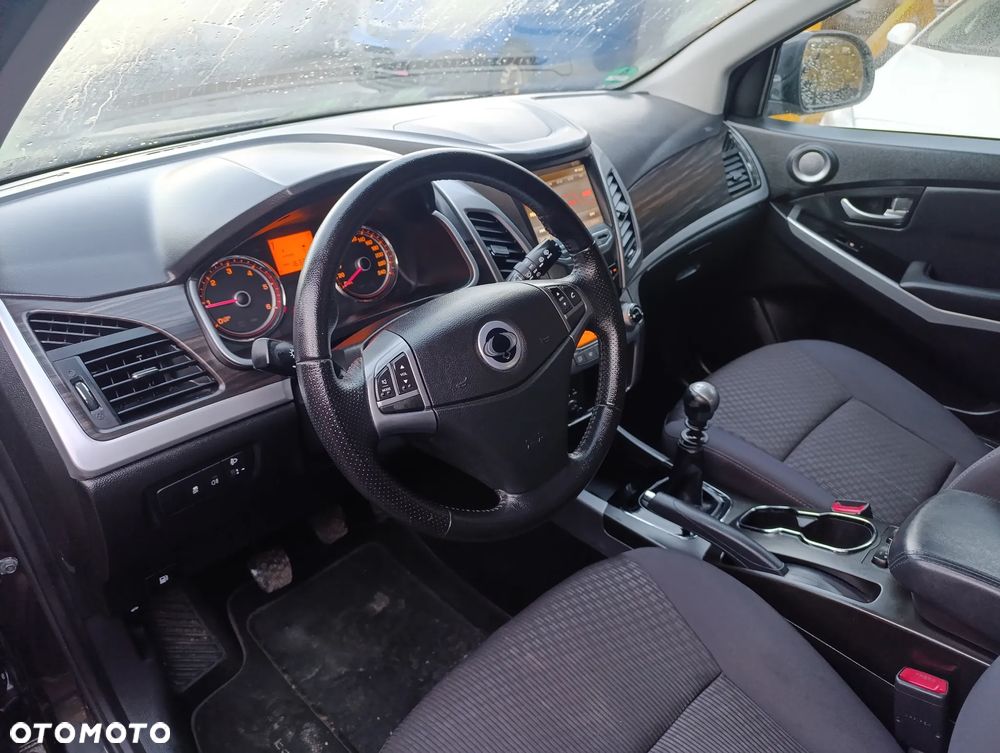 SsangYong/KGM Korando 2.2 e-XDi 220 2WD Sapphire - 13