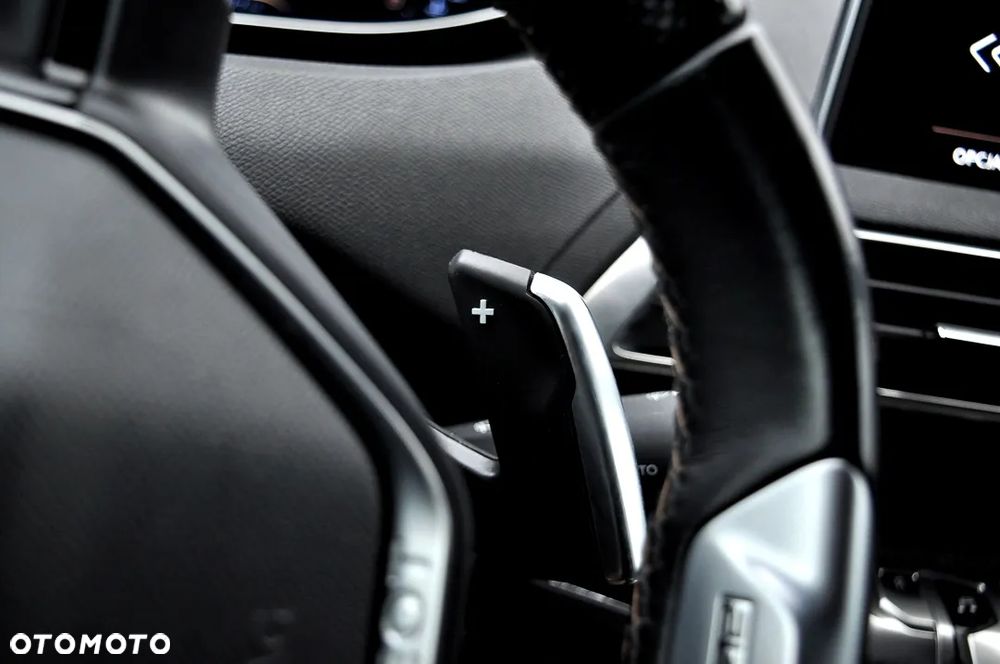 Peugeot 3008 1.2 PureTech GPF Allure S&S EAT8 - 38