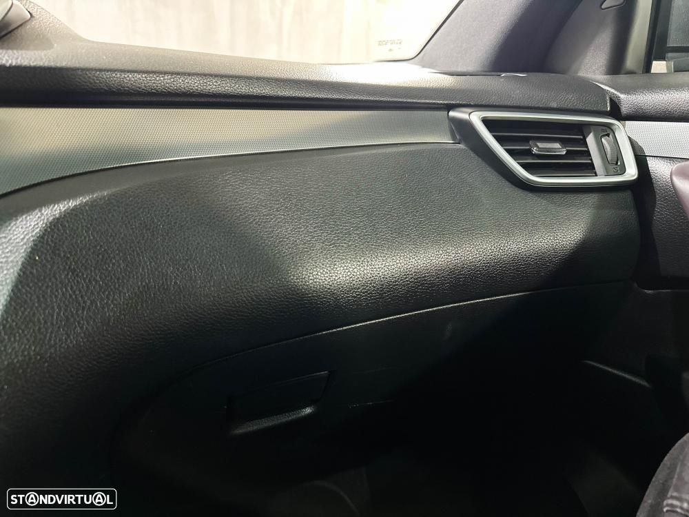 Nissan Qashqai 1.5 dCi Tekna Premium - 38