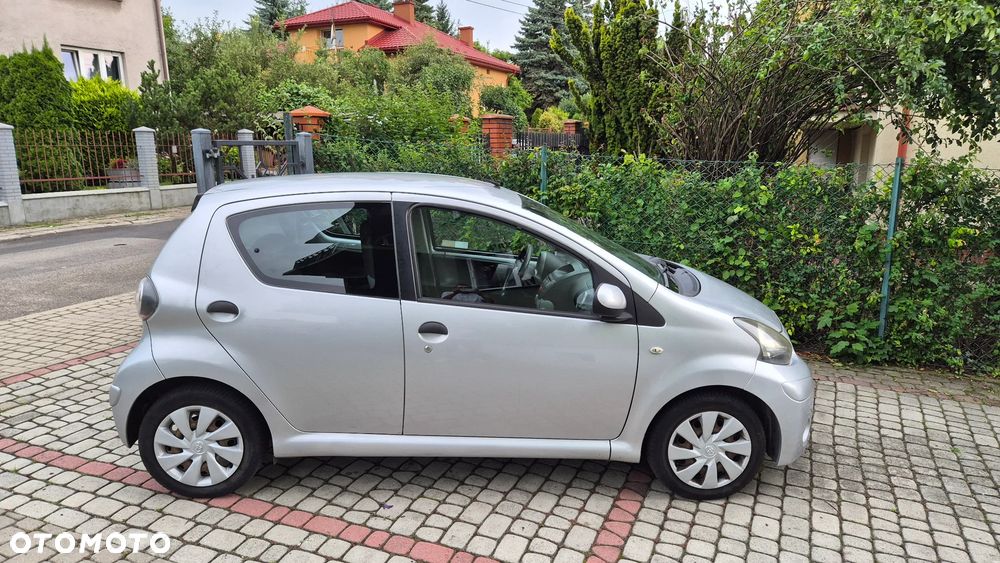 Toyota Aygo 1.0 VVT-i Sol - 2
