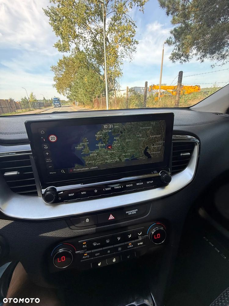 Kia XCeed 1.4 T-GDI OPF DCT7 JBL SOUND EDITION - 37