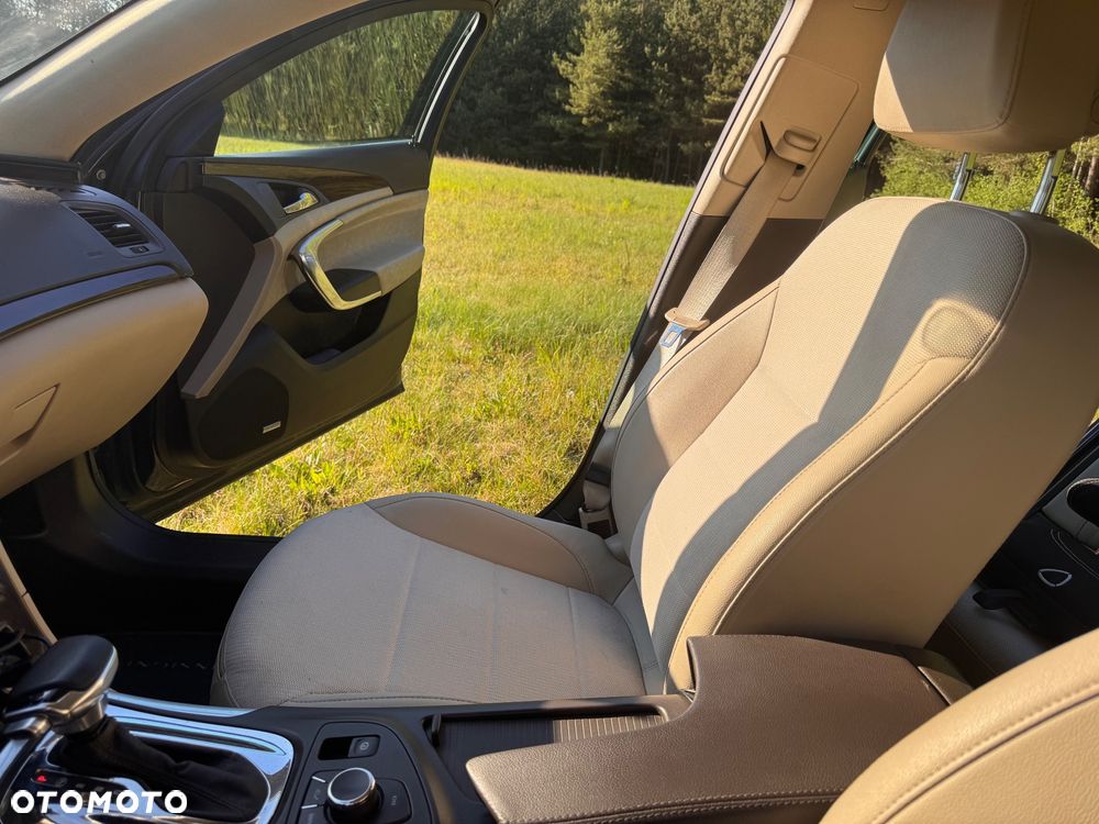 Opel Insignia 2.0 T Cosmo 4x4 - 31