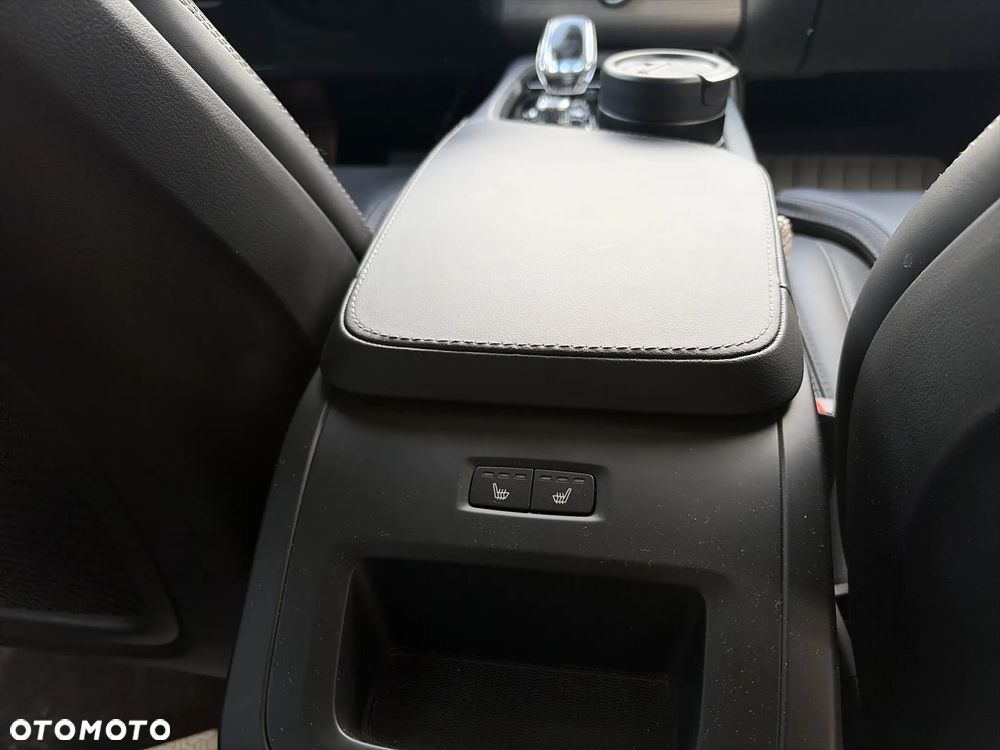 Volvo XC 90 B5 D AWD Plus Bright 7os - 33