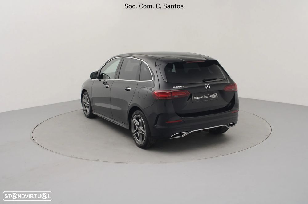 Mercedes-Benz B 250 - 7