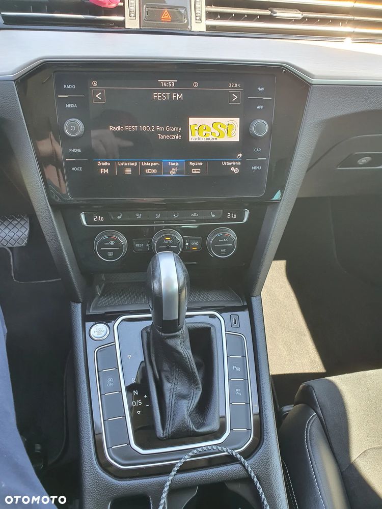 Volkswagen Passat 2.0 TDI SCR DSG Highline - 17