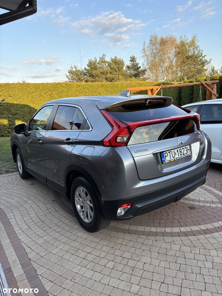 Mitsubishi Eclipse Cross - 3