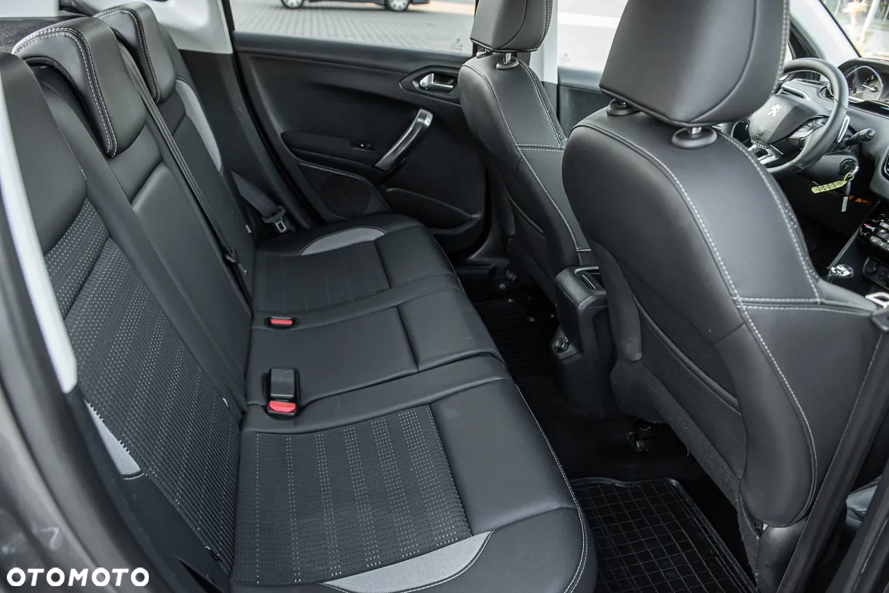 Peugeot 2008 e-HDi FAP 92 EGS6 STOP & START Allure - 26